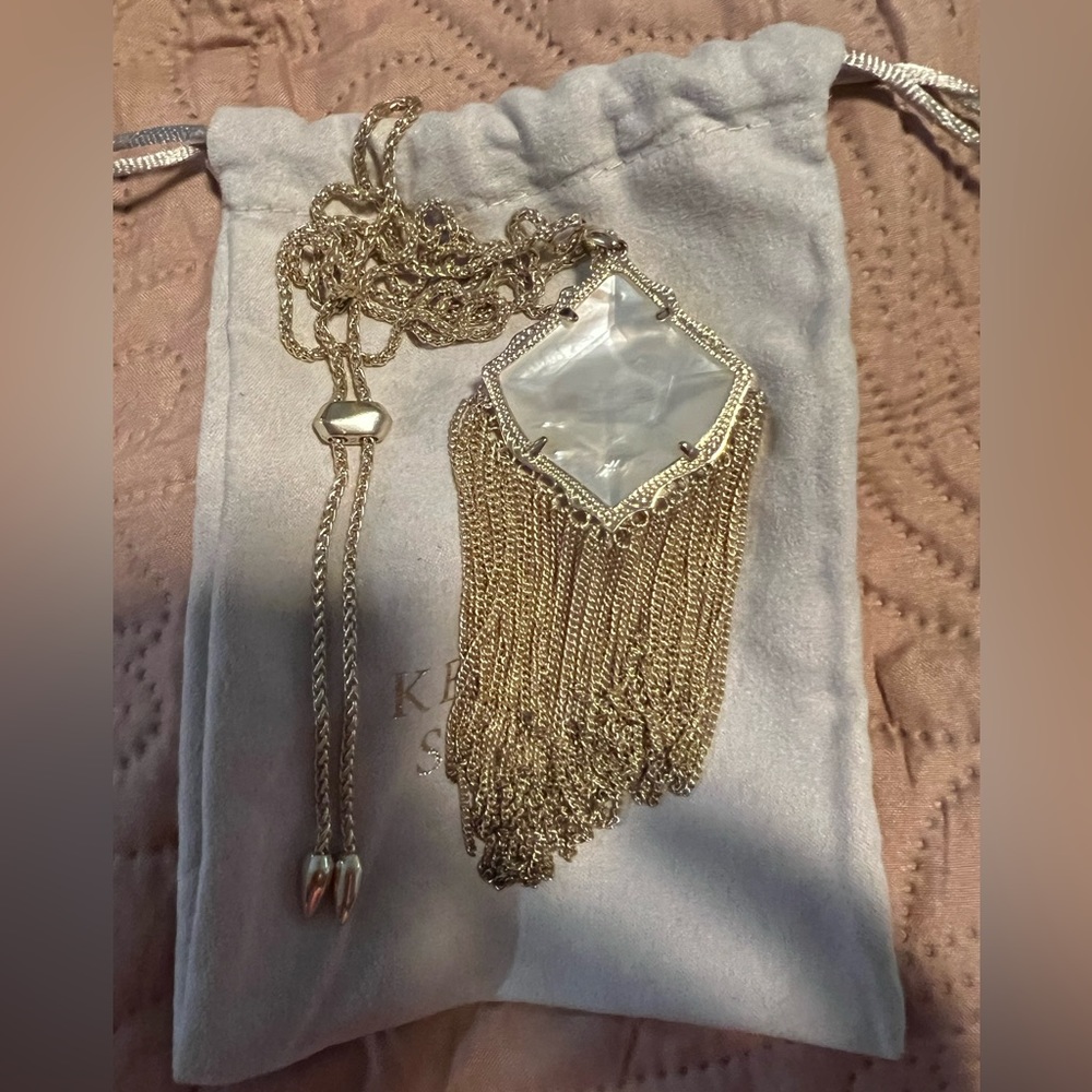 Kendra Scott Necklace